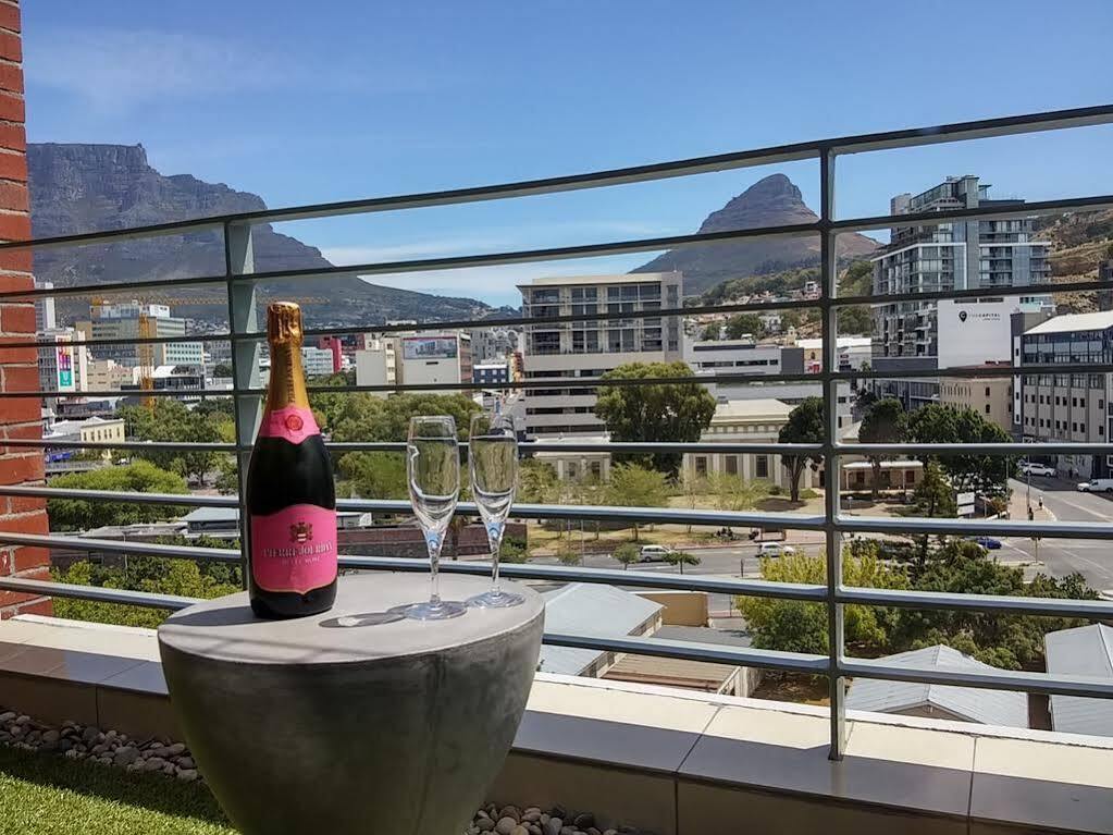Designer Lofts On Prestwich Apartment Cape Town Luaran gambar